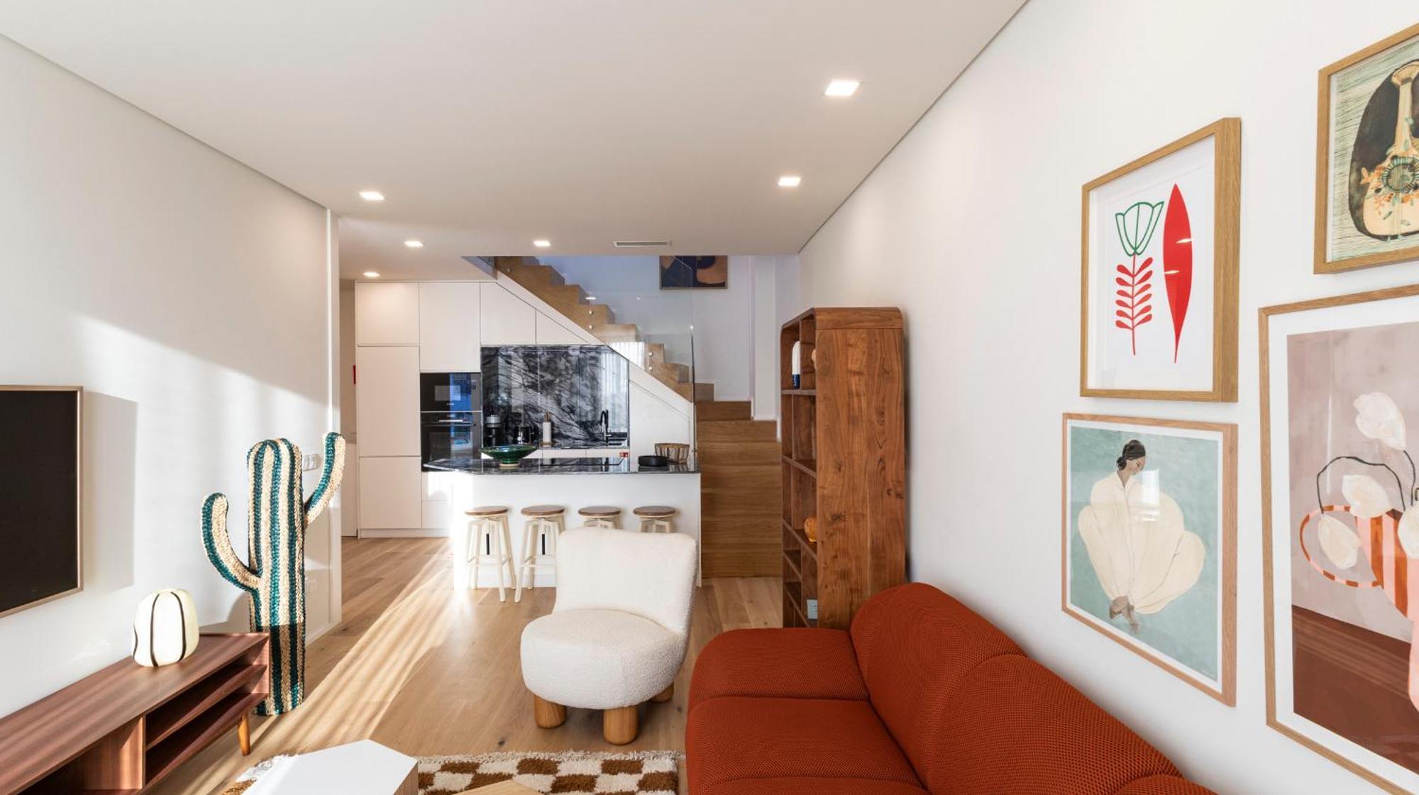 New 3br W Rooftop & Balcony Views By Lovelystay * Porto