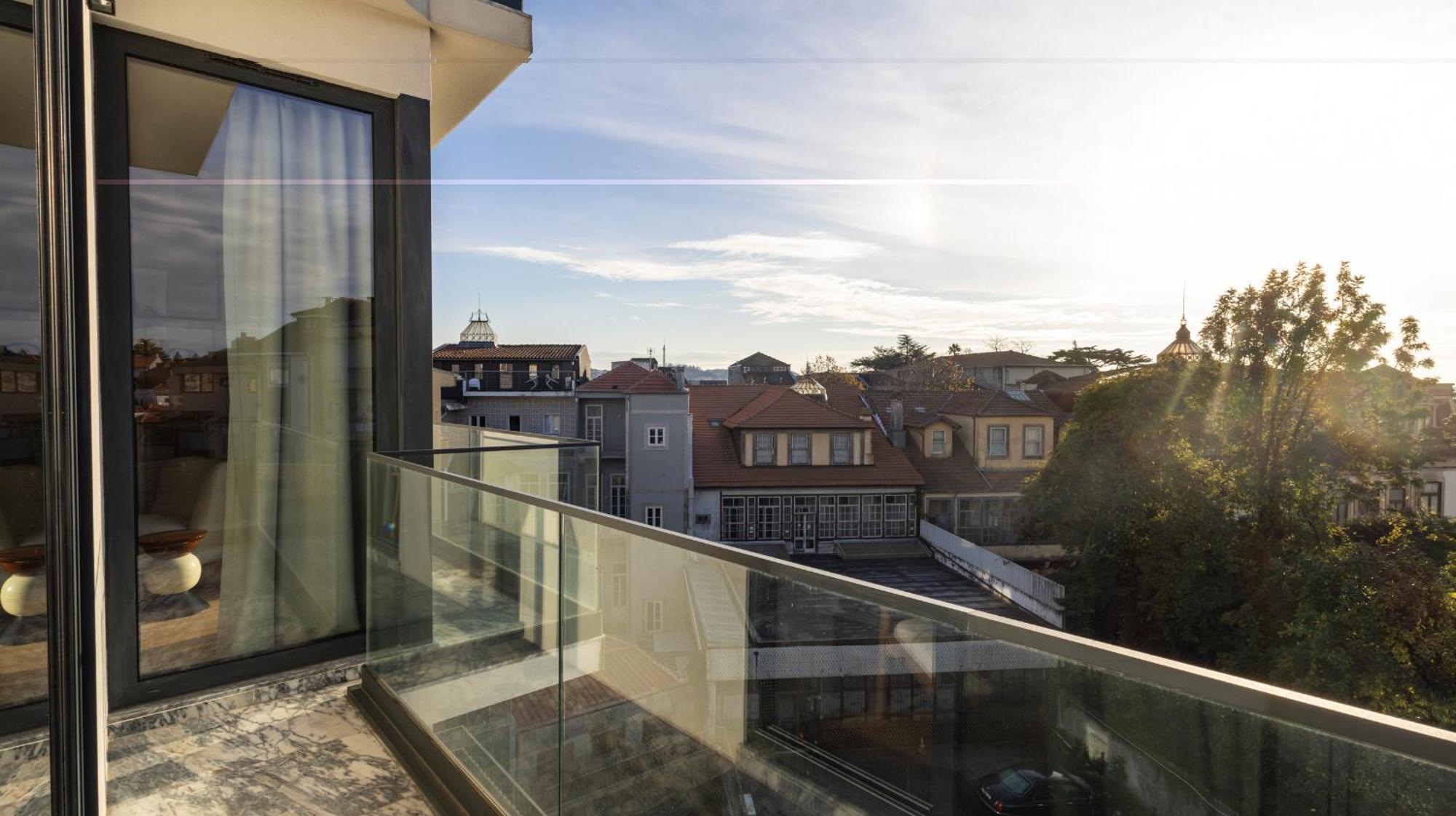 Apartamento New 3br W Rooftop & Balcony Views By Lovelystay Porto